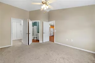 750 Hidden Ridge Ct, South Park, PA 15129 - Photo 15