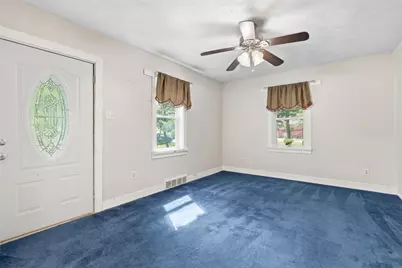 126 Davis Rd, Economy, PA 15143 - Photo 13