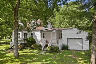126 Davis Rd, Economy, PA 15143 - Photo 3