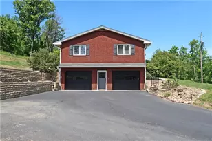 135 Penn Adamsburg Rd, Hempfield Township, PA 15644 - Photo 43