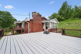 135 Penn Adamsburg Rd, Hempfield Township, PA 15644 - Photo 17