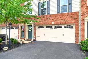 108 Noble Woods Dr, Moon/Crescent Twp, PA 15108 - Photo 3