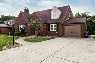 209 Marlboro Dr, New Kensington, PA 15068 - Photo 3