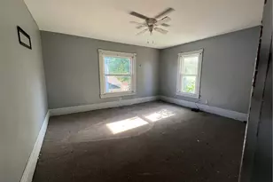 211 Cedar Ave, Sharon, PA 16146 - Photo 11