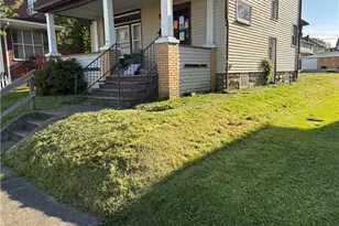 211 Cedar Ave, Sharon, PA 16146 - Photo 3