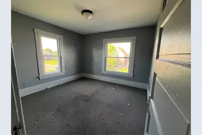 211 Cedar Ave, Sharon, PA 16146 - Photo 13