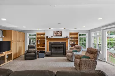 107 Loire Valley Dr, Pittsburgh, PA 15209 - Photo 11