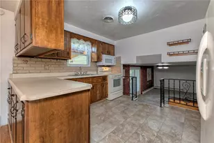 1620 Ashland St, South Greensburg Boro, PA 15601 - Photo 11