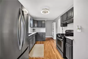 9 Elton St, Pittsburgh, PA 15227 - Photo 15