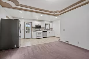 927 Greenhill Rd, Pittsburgh, PA 15209 - Photo 11