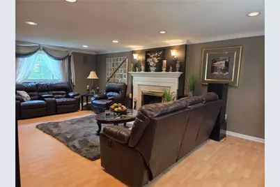 131 Elm Road, Ross Twp, PA 15237 - Photo 3