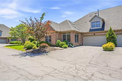 702 Appleridge Court, Adams Township, PA 15044 - Photo 3