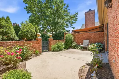 702 Appleridge Court, Adams Township, PA 15044 - Photo 9