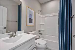 207 Mary Ln, Robinson Twp, PA 15108 - Photo 5