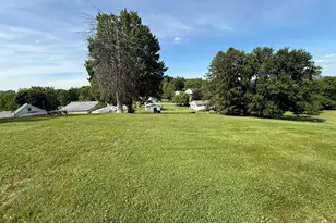 222 Bagdad Rd, Allegheny Township, PA 15656 - Photo 11