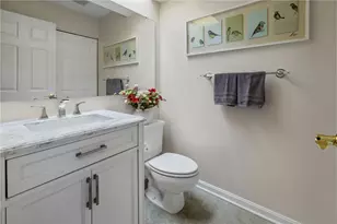 4948 Meadow Crest Dr, Hampton, PA 15101 - Photo 9