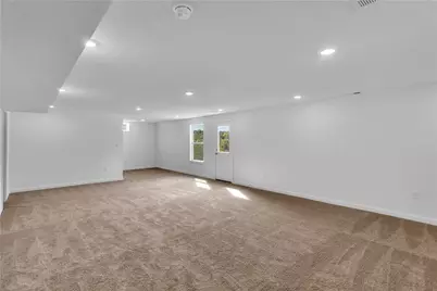 315 William Dr, Pittsburgh, PA 15239 - Photo 5