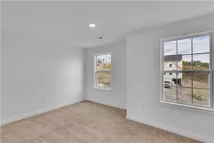 315 William Dr, Pittsburgh, PA 15239 - Photo 3