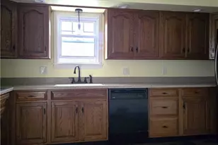 160 N Duffy Rd, Twp of But NW, PA 16001 - Photo 11