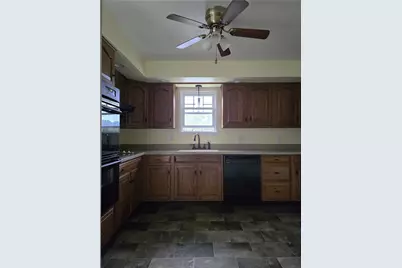 160 N Duffy Rd, Twp of But NW, PA 16001 - Photo 9