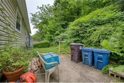 793 Becks Run Rd, Pittsburgh, PA 15210 - Photo 25