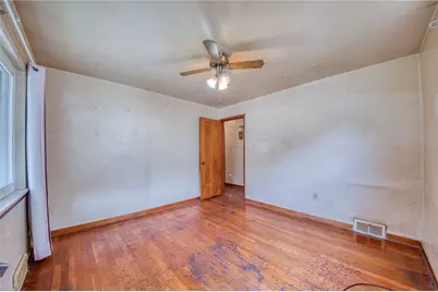 793 Becks Run Rd, Pittsburgh, PA 15210 - Photo 17
