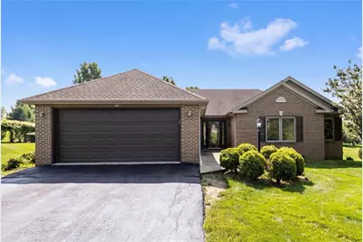 108 Winfield Manor Dr, Adams Township, PA 16046 - Photo 3