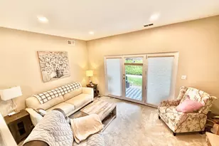 1813 Kenzie Dr, Robinson Twp, PA 15205 - Photo 5