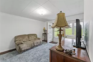 28 Peterson St, Avella, PA 15312 - Photo 3