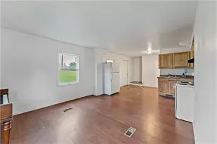 28 Peterson St, Avella, PA 15312 - Photo 19