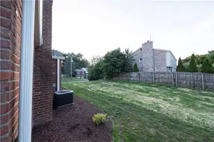 101 Wynview Dr, Coraopolis, PA 15108 - Photo 37