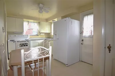 4132 Davis Ave, Munhall, PA 15120 - Photo 23