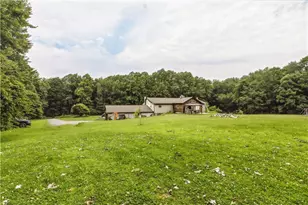 3210 State Route 31, Mount Pleasant Township, PA 15610 - Photo 13