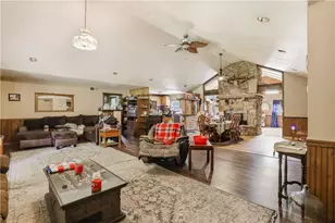 3210 State Route 31, Mount Pleasant Township, PA 15610 - Photo 17