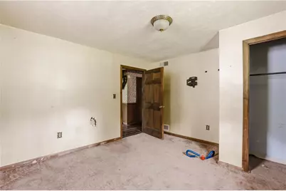 3210 State Route 31, Mount Pleasant Township, PA 15610 - Photo 27
