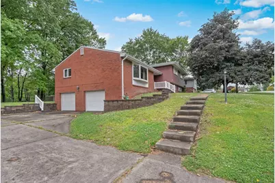 3450 Woodland Drive, Murrysville, PA 15668 - Photo 3