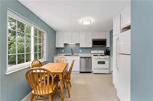 212 Mardi Gras Dr, Pittsburgh, PA 15239 - Photo 7
