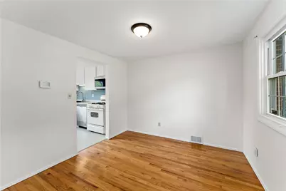 212 Mardi Gras Dr, Pittsburgh, PA 15239 - Photo 11