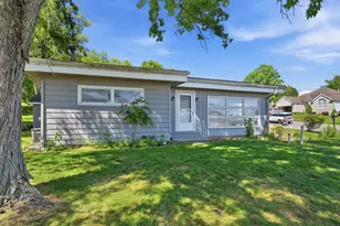 121 Crescent St, Evans City, PA 16033 - Photo 1