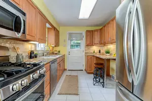 7034 Penn Ave, Pittsburgh, PA 15208 - Photo 11