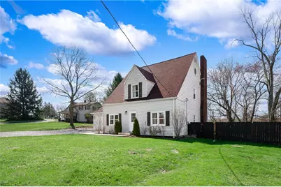 431 Sunset Dr, Center Township, PA 16001 - Photo 1