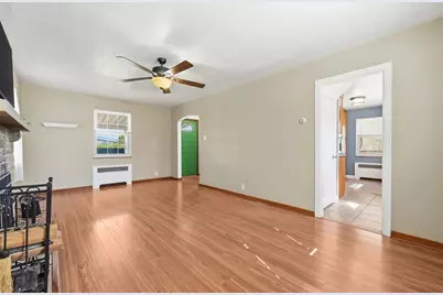 919 Tropical Ave, Beechview, PA 15216 - Photo 11