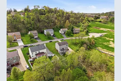 2225 Watchfield Dr, South Park, PA 15129 - Photo 37