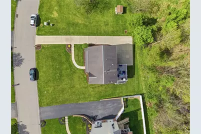 2225 Watchfield Dr, South Park, PA 15129 - Photo 33