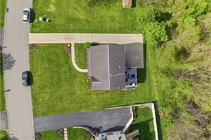 2225 Watchfield Dr, South Park, PA 15129 - Photo 33