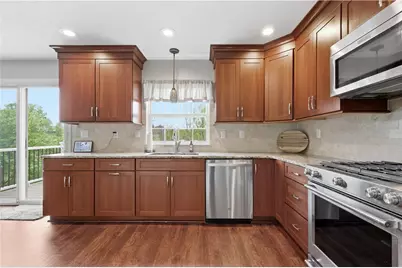 2225 Watchfield Dr, South Park, PA 15129 - Photo 9