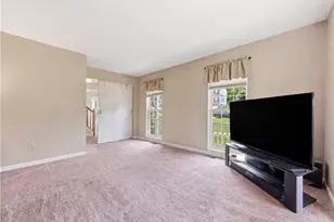 2225 Watchfield Dr, South Park, PA 15129 - Photo 15
