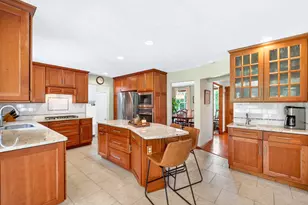 310 Satinwood Ln, Hempfield Township, PA 15601 - Photo 11