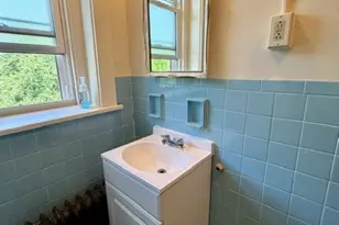 218 Hastings St, Pittsburgh, PA 15206 - Photo 9