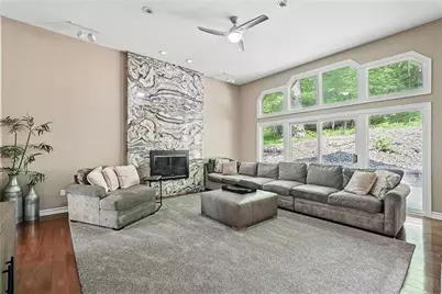 559 Normandy Court, Pittsburgh, PA 15238 - Photo 9
